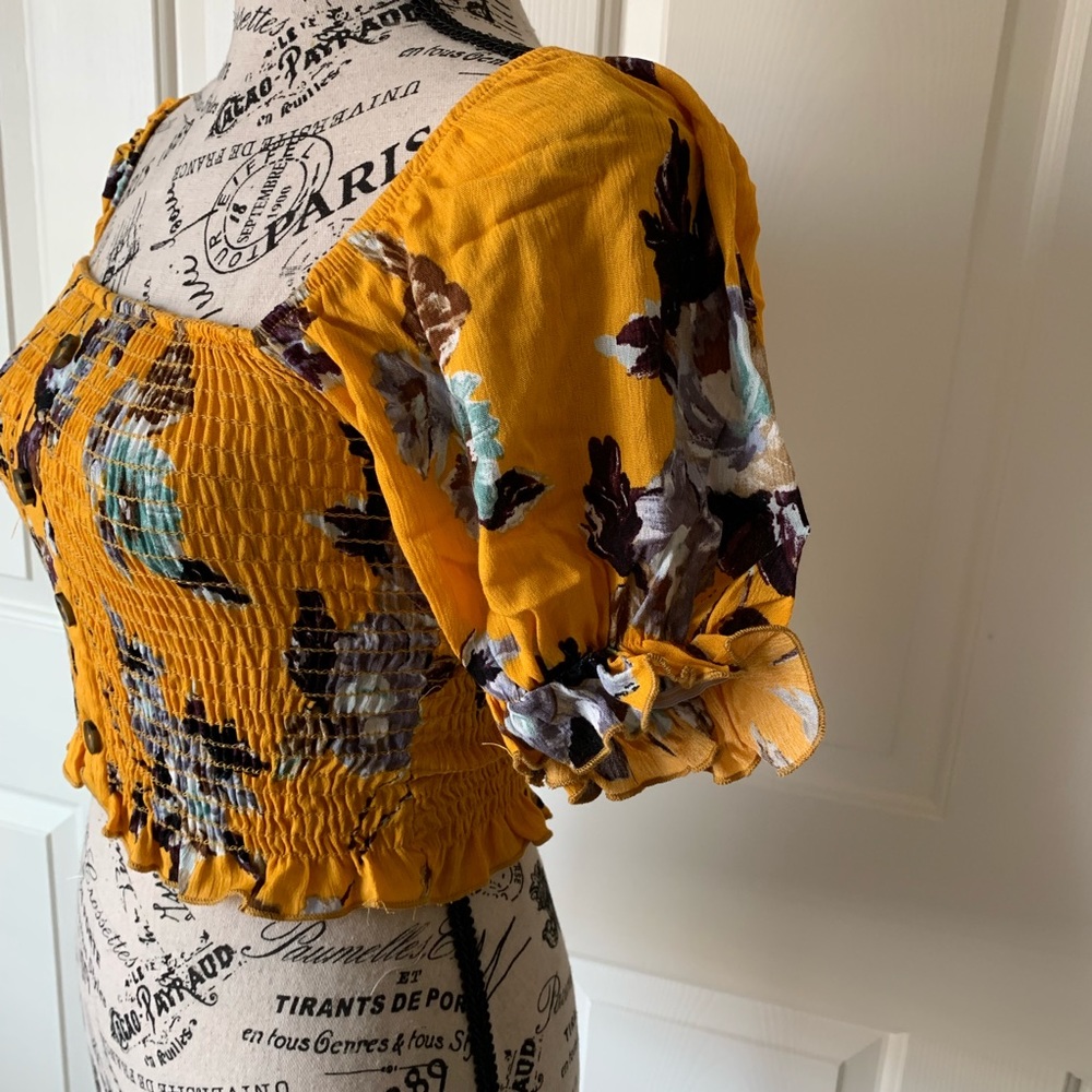 Windsor Mustard Crop Top - Picture 3 of 6